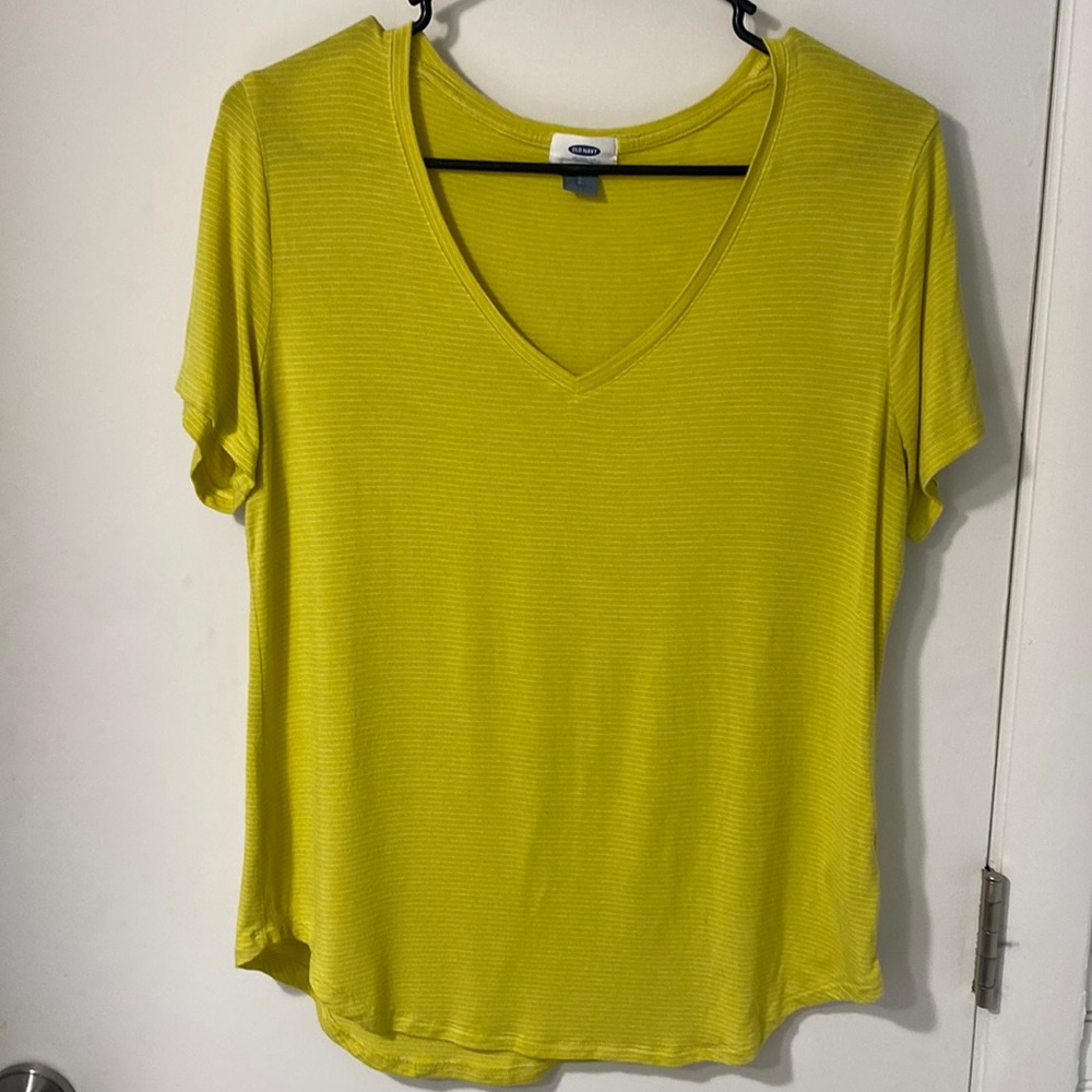 Yellow Strip Old Navy Tee!